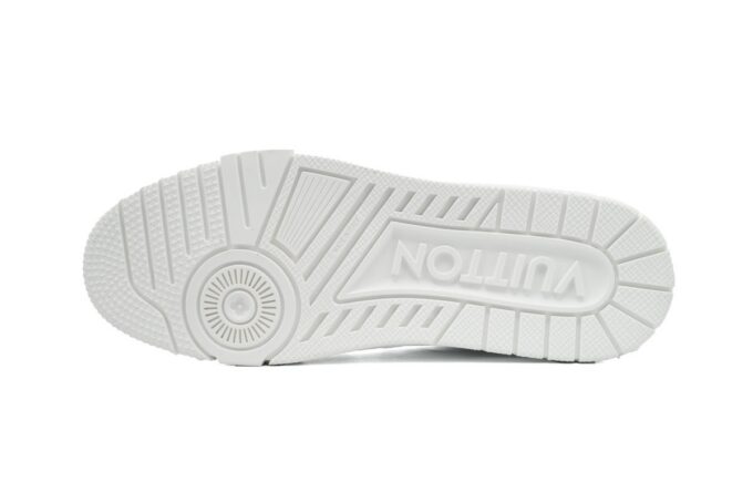 Louis Vuitton Trainer - Image 10